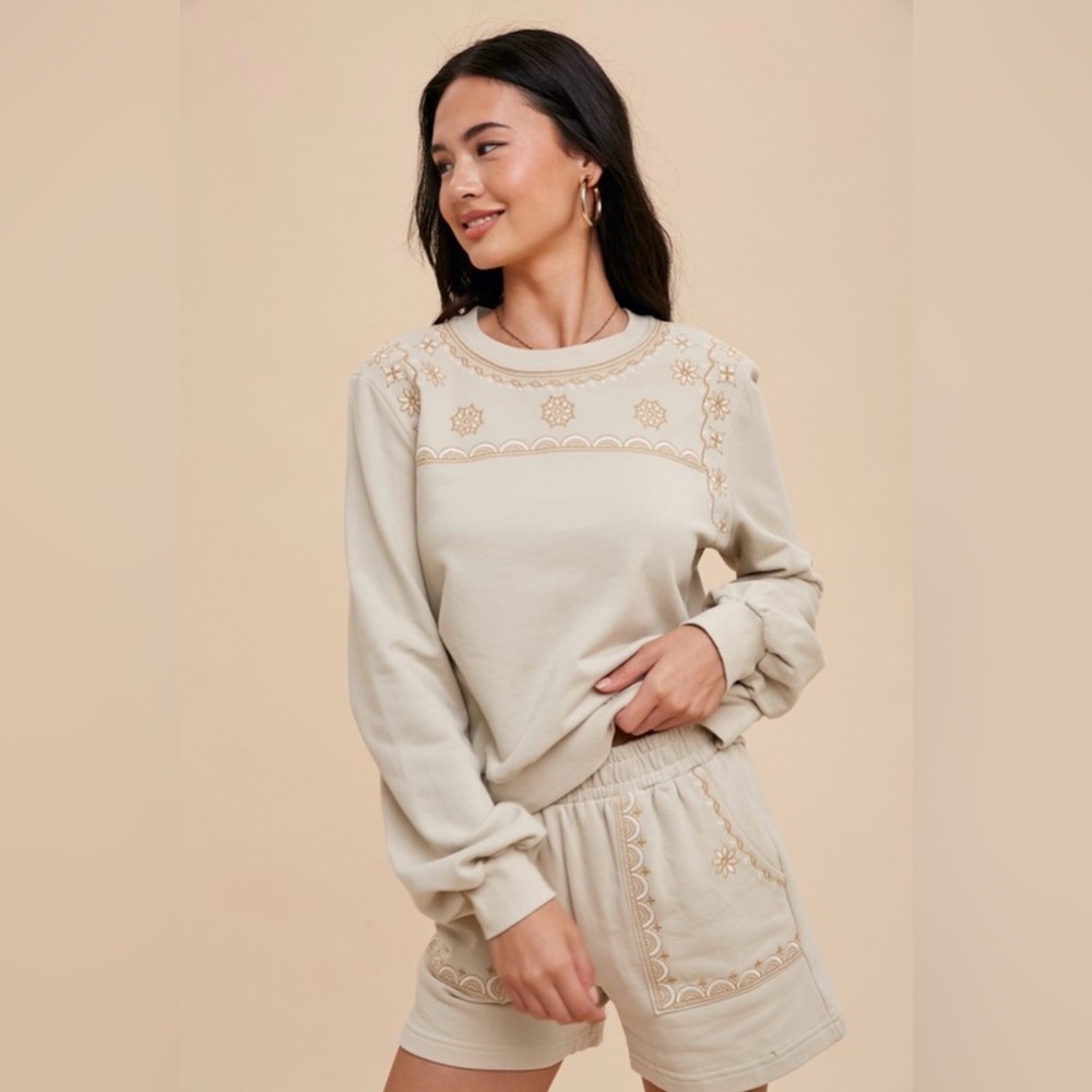 Women’s Embroidered Cream Lounge Sweatshirt and Shorts Set - Picture 2 of 5